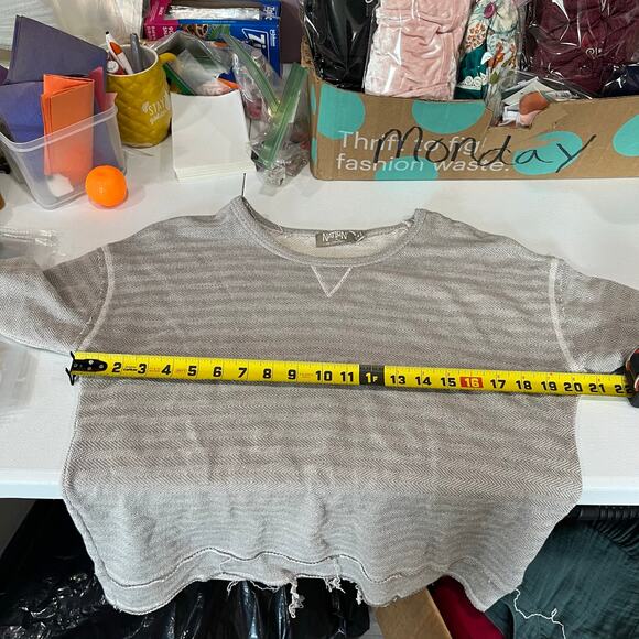 Nation LTD Womens Gray Herringbone Distressed Raw Seam Sweater Sweatshirt Small - Picture 6 of 7